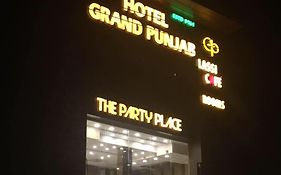 Hotel Grand Punjab